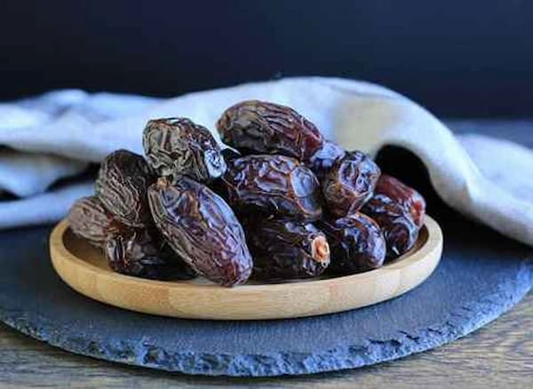 تصویر 4 از قیمت خرید خرما خارک سیاه + فروش ویژه